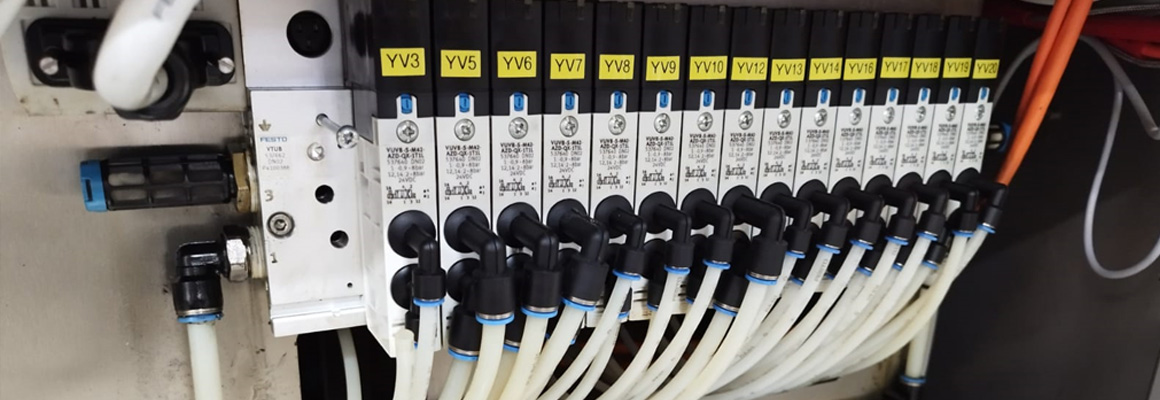 Servis hydraulických a vzduchových komponentů